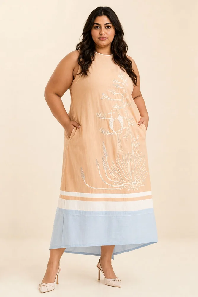 Latte Chase - Midtown Midi Dress in Hand Embroidery