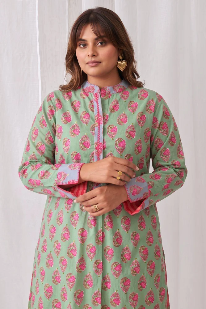 Mint Green Floral Short Kurta With Band Collar Paired With White Straight Pants 3