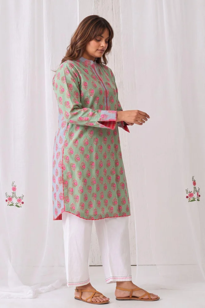 Mint Green Floral Short Kurta With Band Collar Paired With White Straight Pants 2