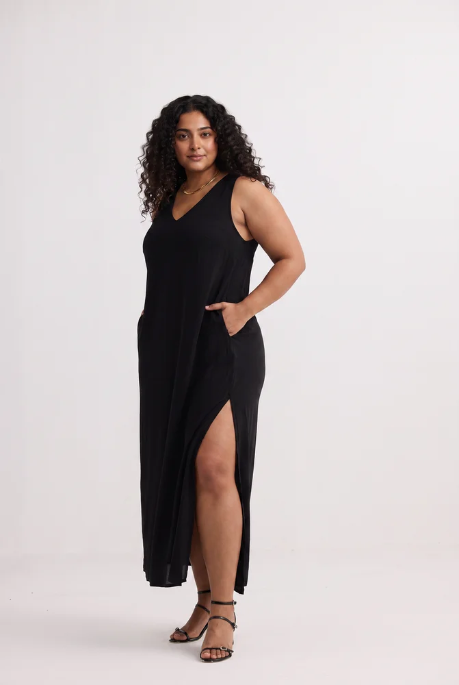 Crossed in Chic Sleeveless Maxi Dress in Black 2
