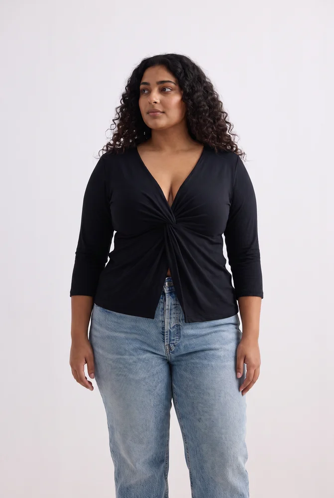 Twist Front Knit Shirt in Black 3