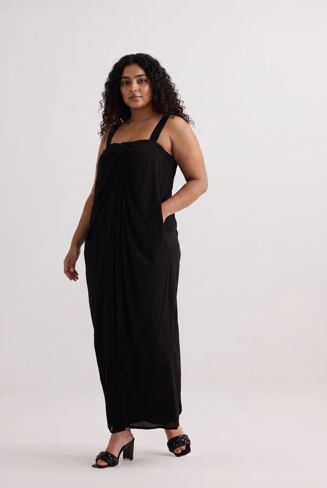 Twilight Twist Strappy Maxi Dress in Black 4