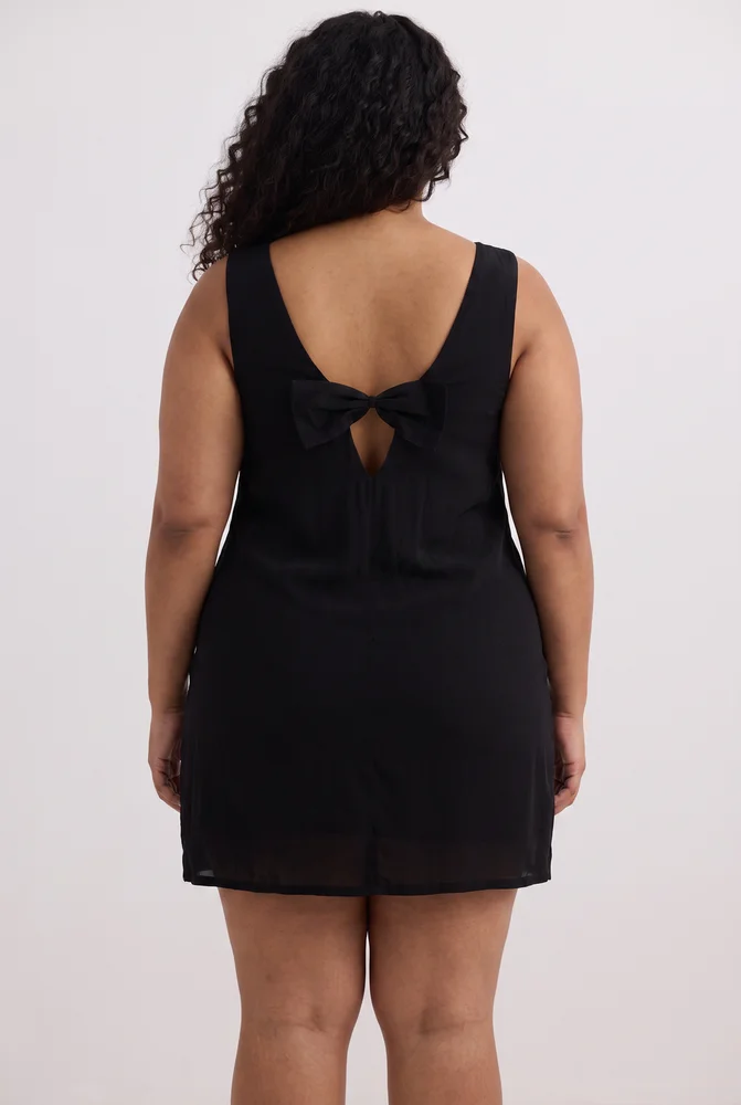 Midnight Muse V-neck Short Dress in Black 5