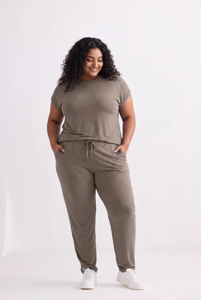 Relaxed Tee Set in Earth Grey
