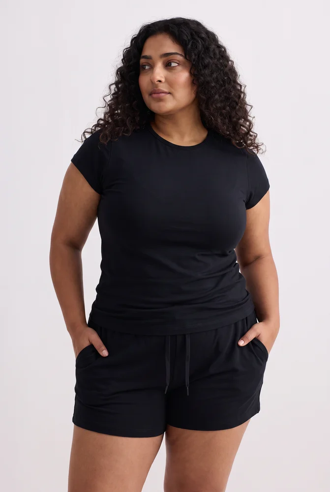 Essential Short Sleeve Tee Set in Black 10
