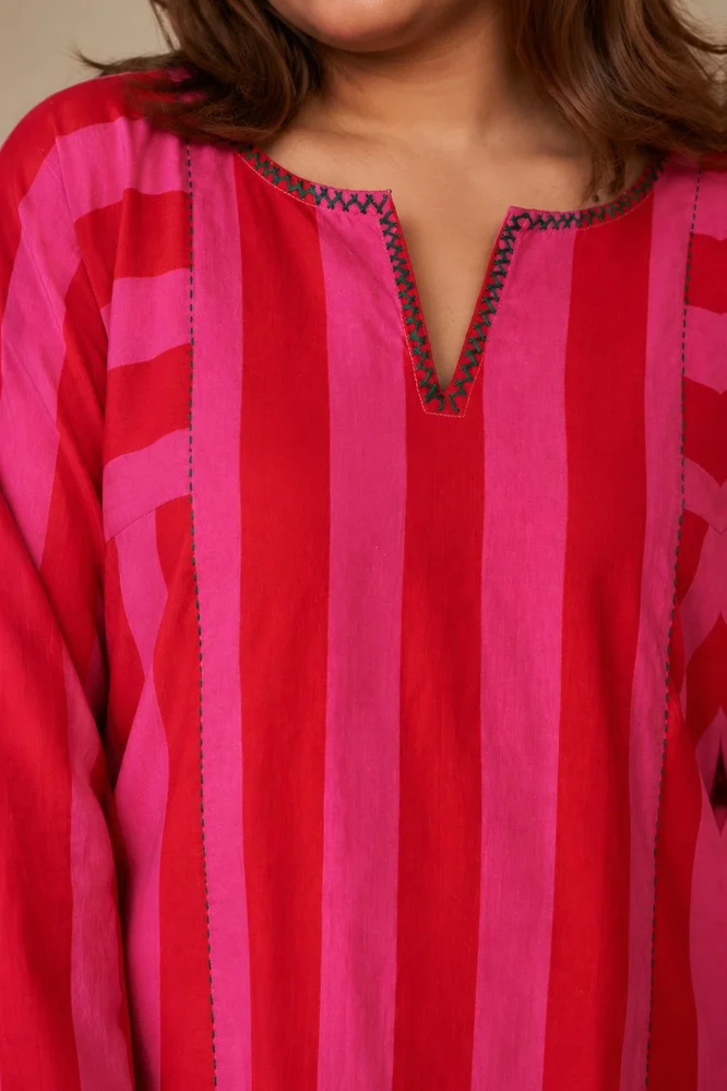Pink & Red Stripes Short Phiran Kurta Paired With Matching Pants 4