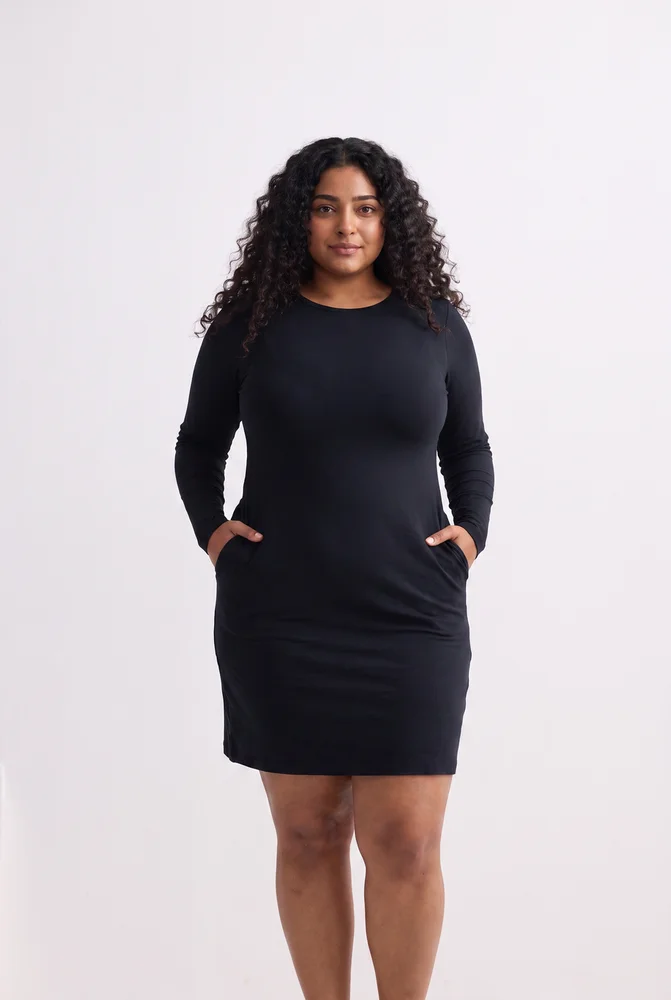 Long Sleeves Fitted Short Dress in Black 3