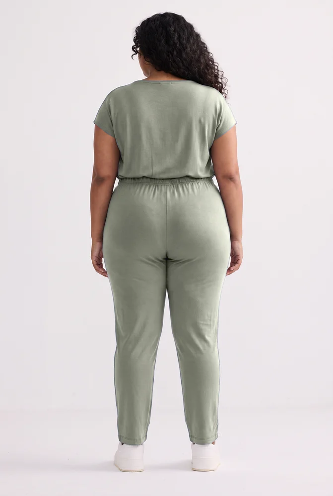 Wide Leg Pant in Olive 3