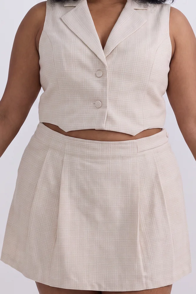 Cropped Cotton Tweed Vest in Cream 2