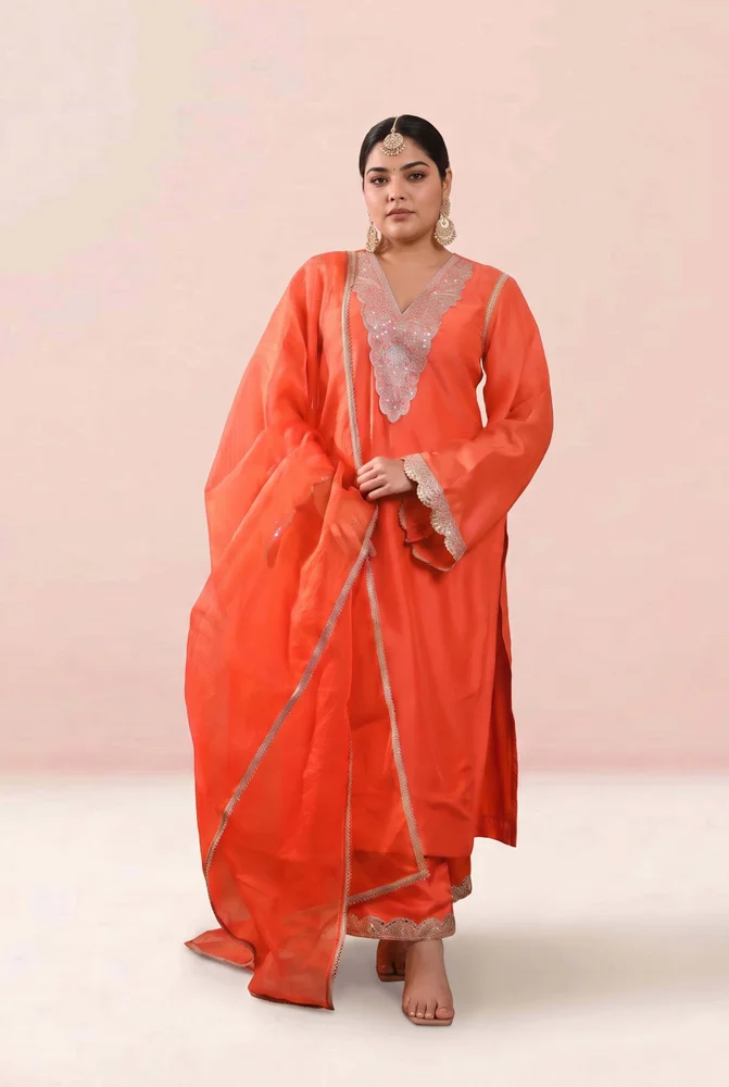 Vihana silk kurta set