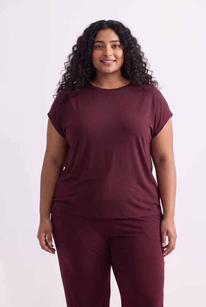 Relaxed Tee Set in Merlot 5
