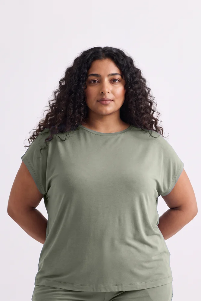 Relaxed Tee Set in Olive 7