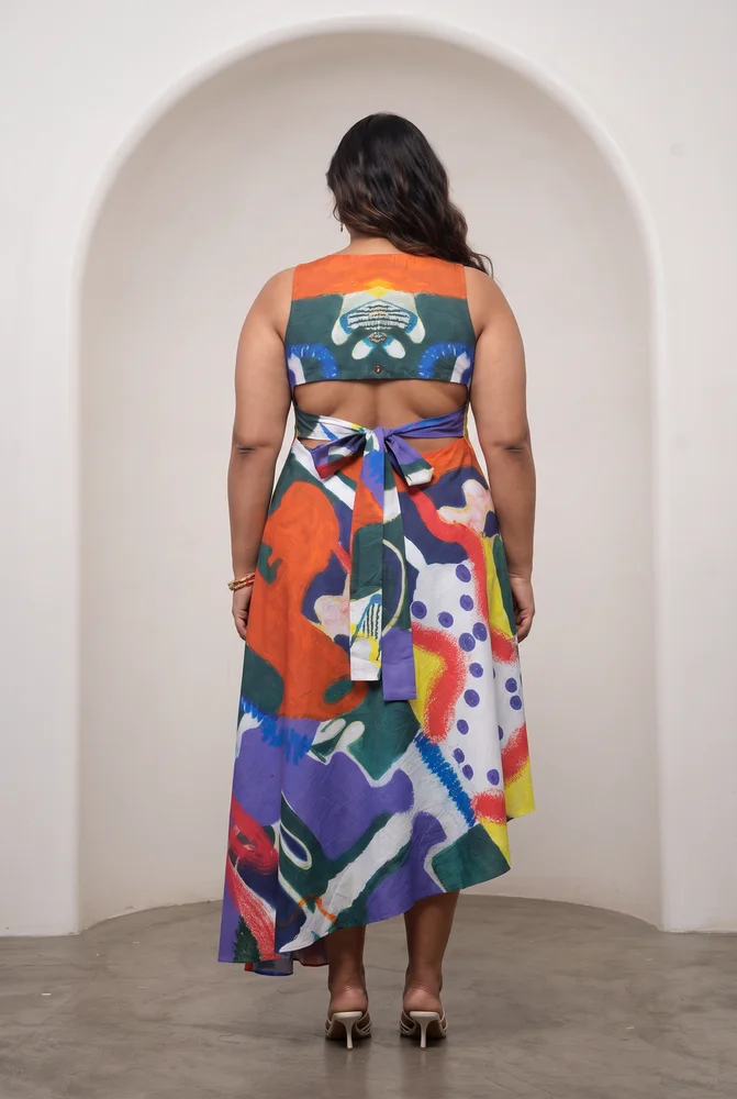 Varen Tie-Up Dress 2