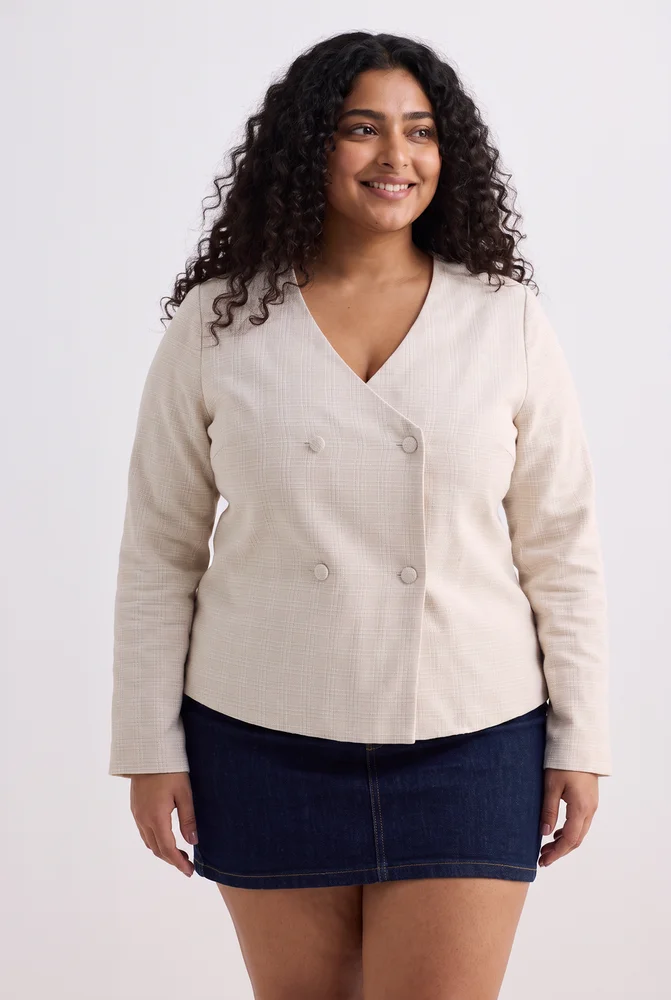 Fitted Cotton Tweed Jacket in Cream