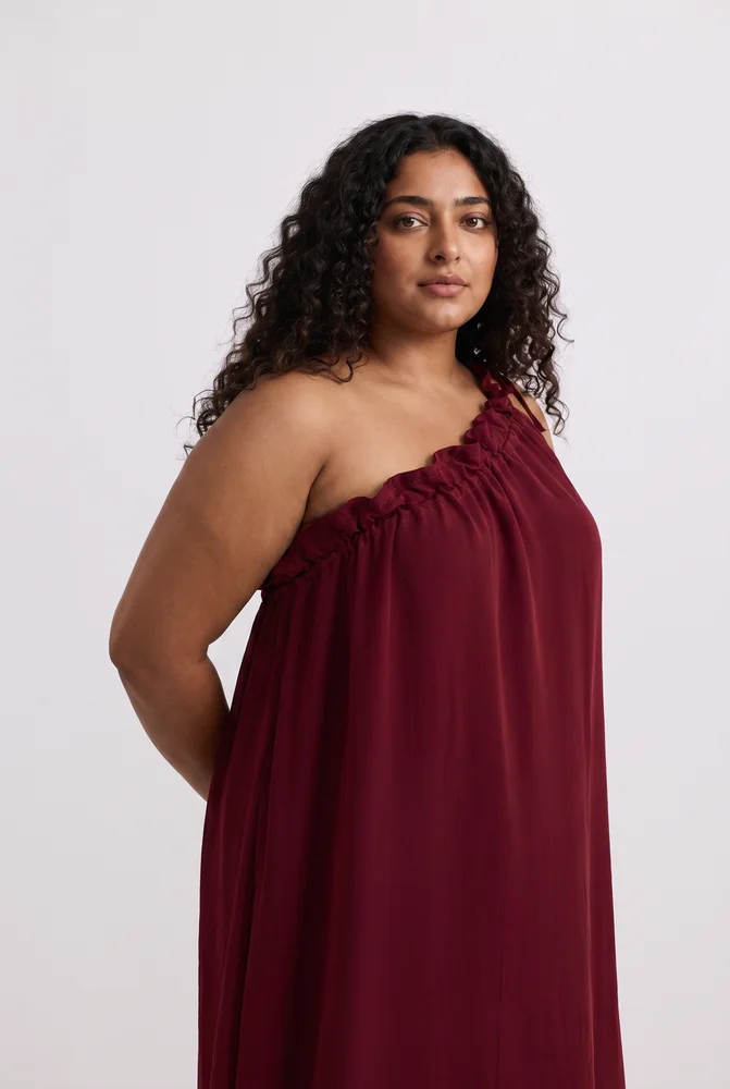 One-shoulder Maxi dress in Burgundy 4