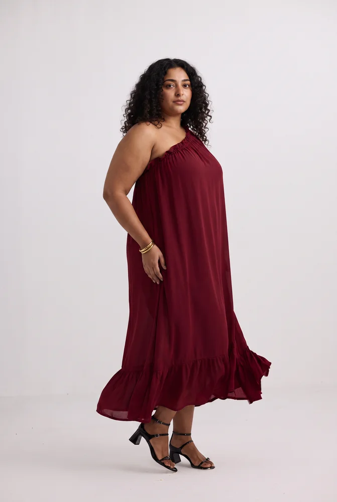 One-shoulder Maxi dress in Burgundy 2