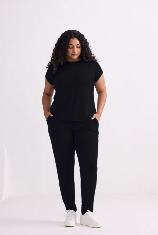 Wide Leg Pant in Black 3