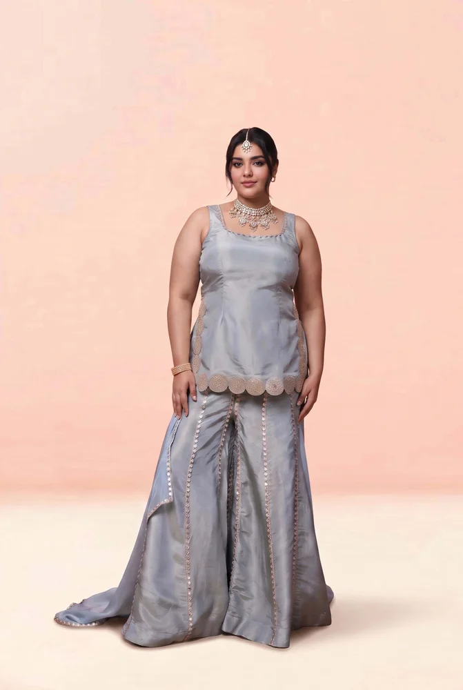 Nida Cosmo Sharara Set